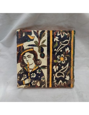 Azulejo árabe cenefa blanca hombre
