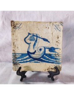 Azulejo tritón lanza