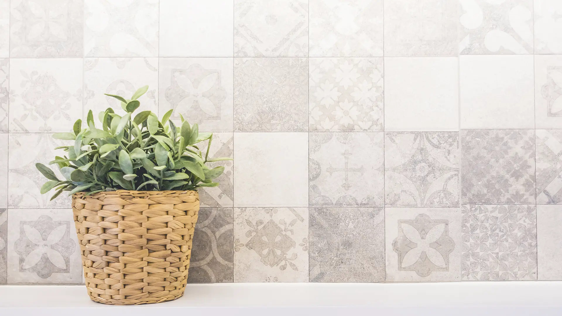 Azulejos de cocina antiguos en tendencia